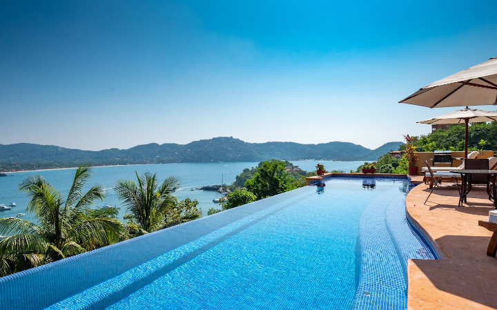 salida del sol alberca